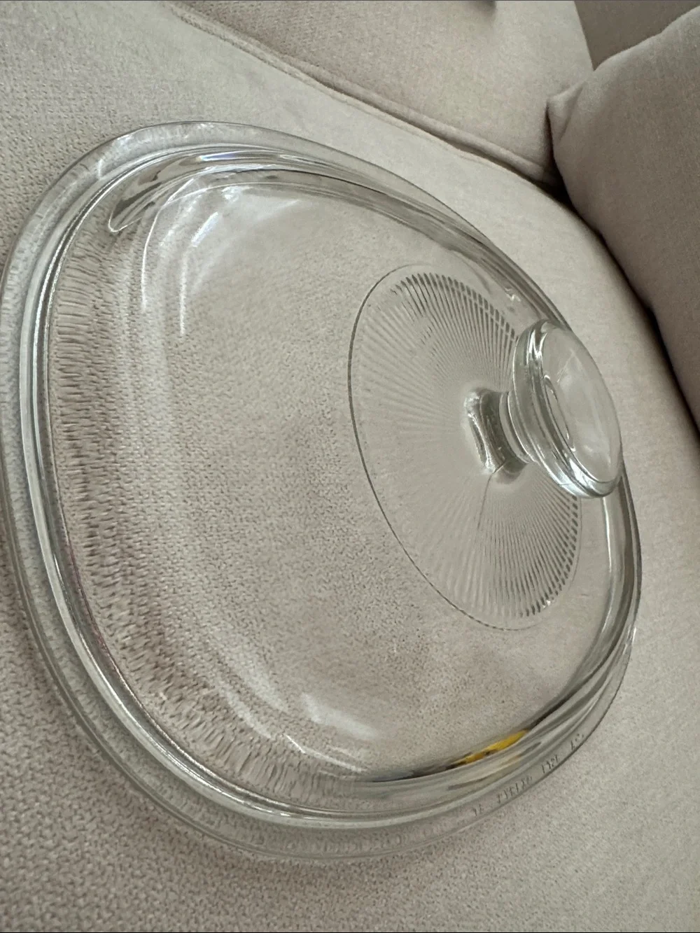 9x7” Pyrex Lid 18.  F12C.   A